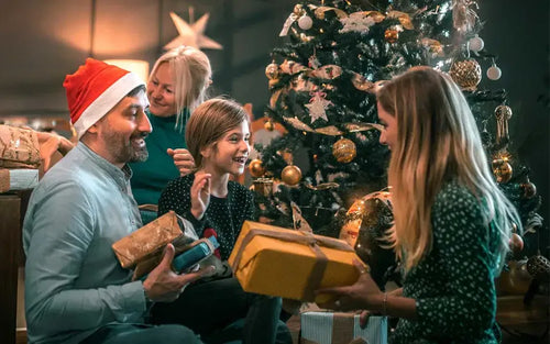 Yaber Projector Is the Perfect Christmas Gift for the Holiday Season